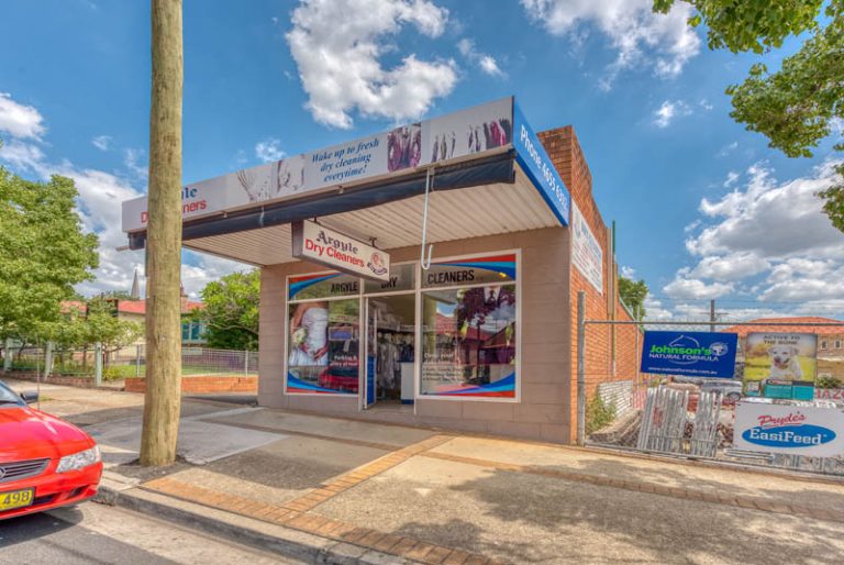 POP-UP SHOP LOCATION!