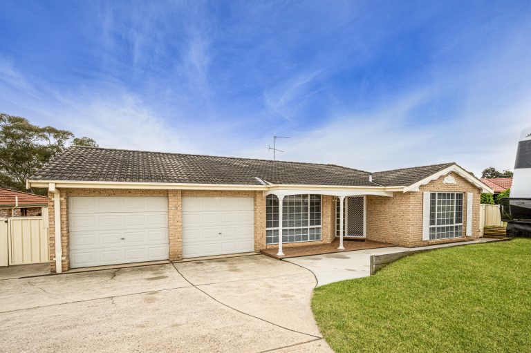 FAMILY HOME IN GREAT LOCATION