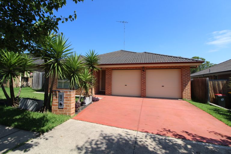 Beautifully Presented Family Home
