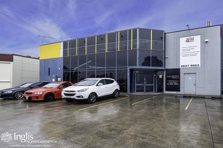LEASED BY INGLIS COMMERICAL - OUTSTANDING LOCATION
