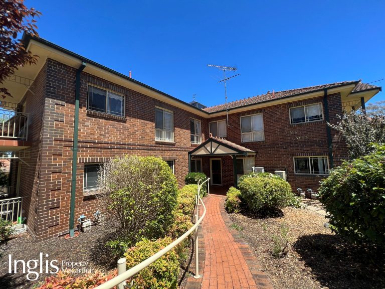 Fully Furnished Unit in a Great Location