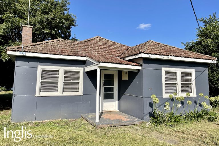 **LEASED BY INGLIS COMMERCIAL** - YARD & STORAGE SPACE IN CENTRAL CAMDEN