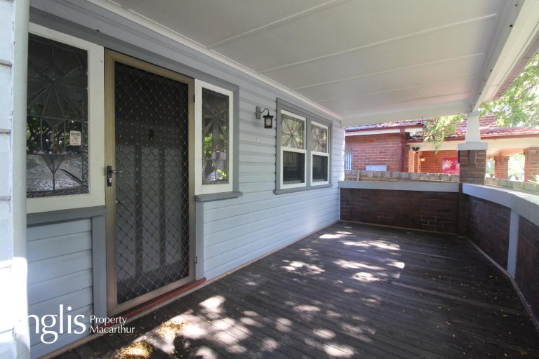 Neat & Tidy Three Bedroom Home