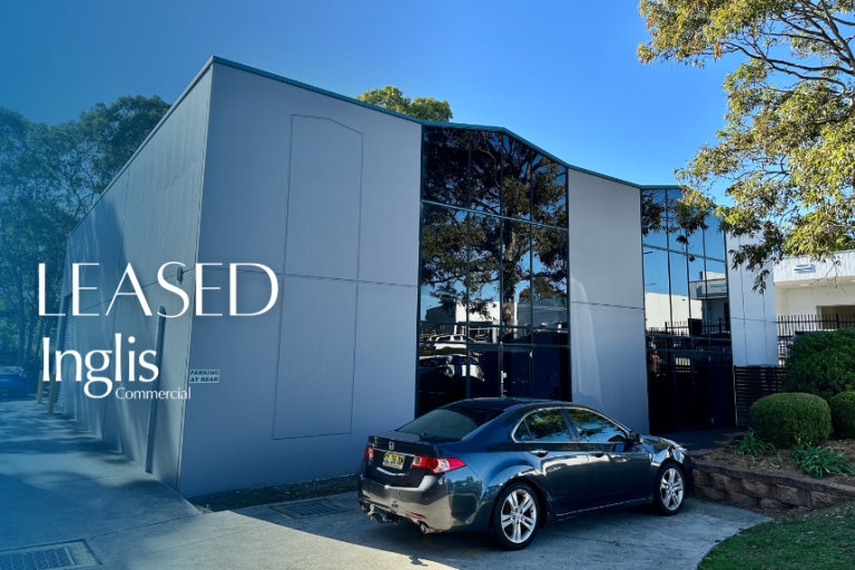 SUPERB SHOWROOM & WAREHOUSE