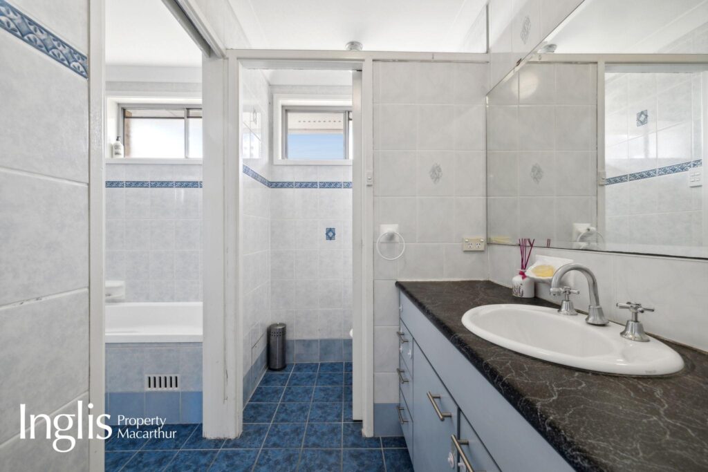 71 & 71A McCrae Drive, CAMDEN SOUTH, NSW 2570