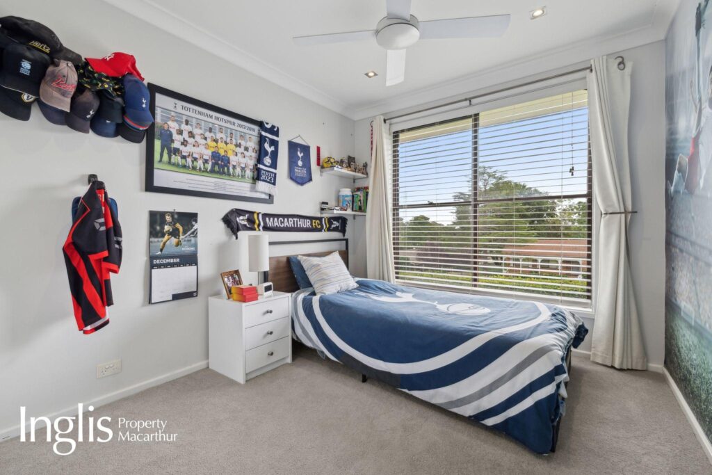 33 Griffiths Avenue, CAMDEN SOUTH, NSW 2570