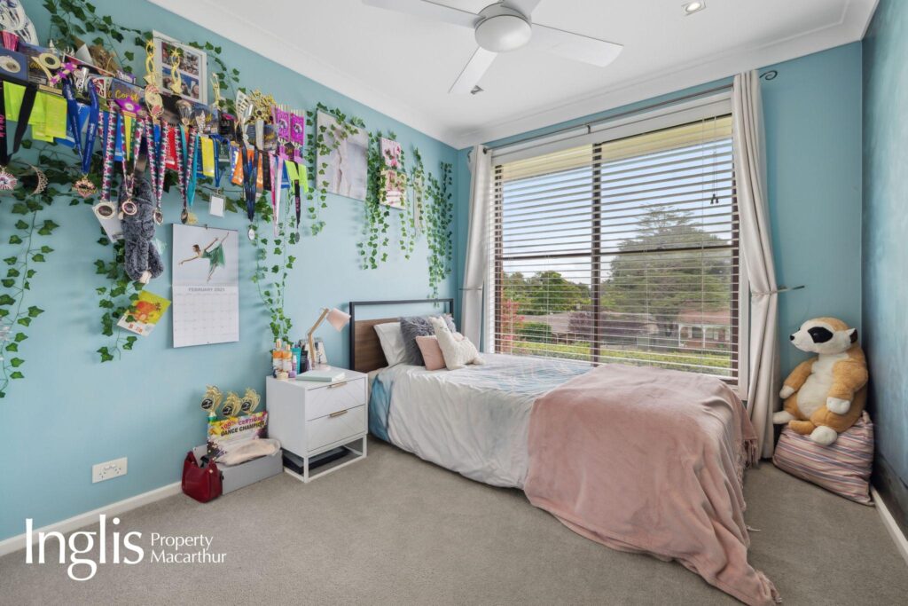 33 Griffiths Avenue, CAMDEN SOUTH, NSW 2570