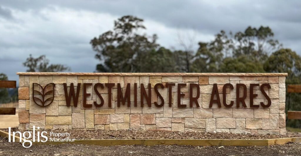 16 Westminster Place, RAZORBACK, NSW 2571