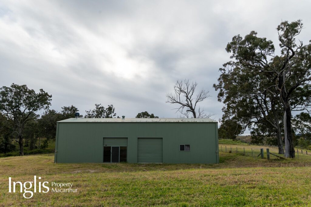 16 Westminster Place, RAZORBACK, NSW 2571
