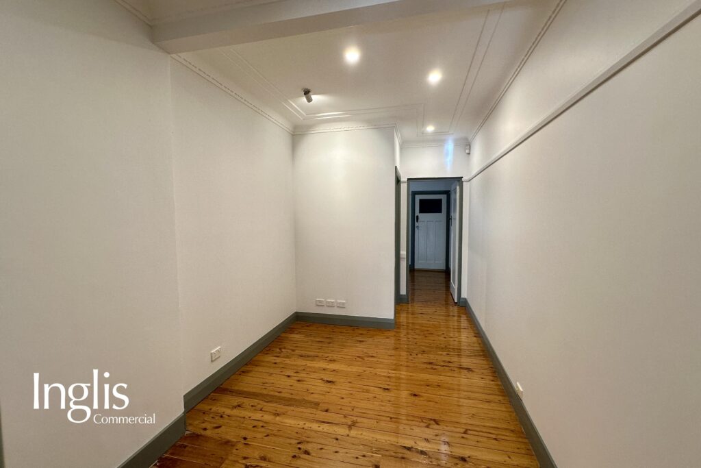 33 Elizabeth Street, CAMDEN, NSW 2570