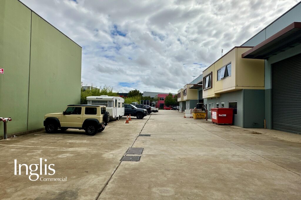 20 Bluett Drive, SMEATON GRANGE, NSW 2567