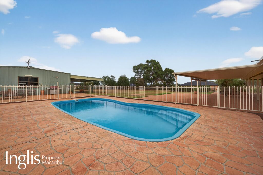 44 Centenary Place, CATHERINE FIELD, NSW 2557