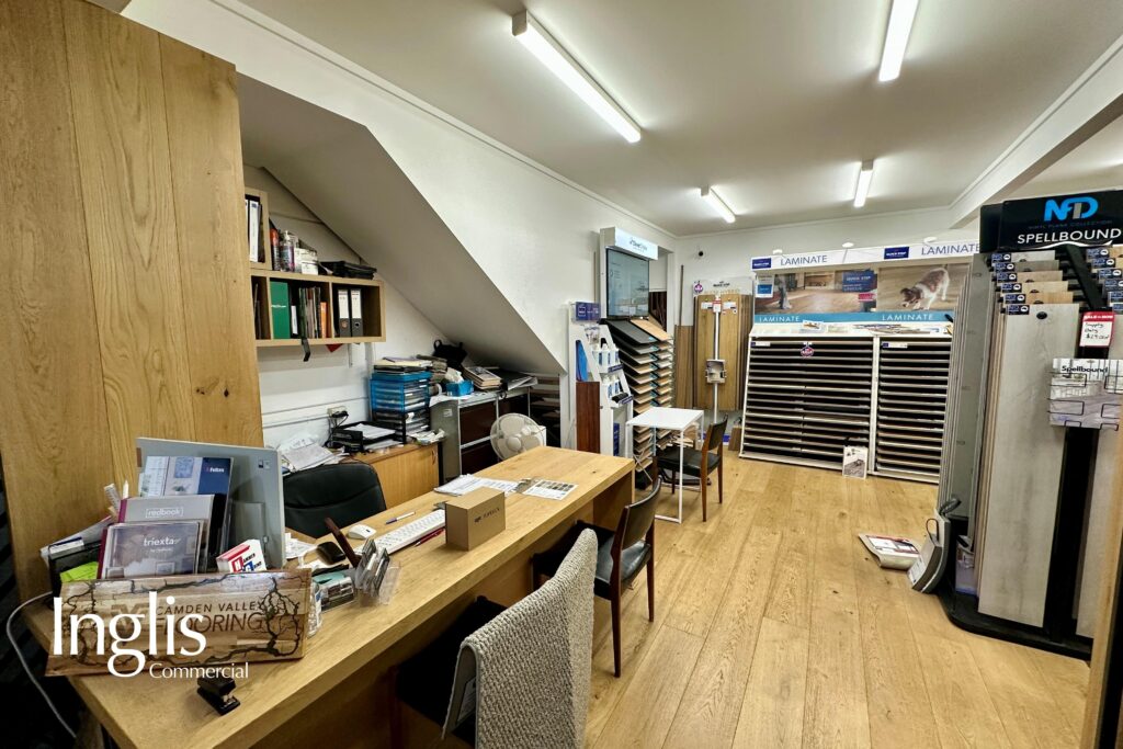 3 Yarmouth Place, SMEATON GRANGE, NSW 2567