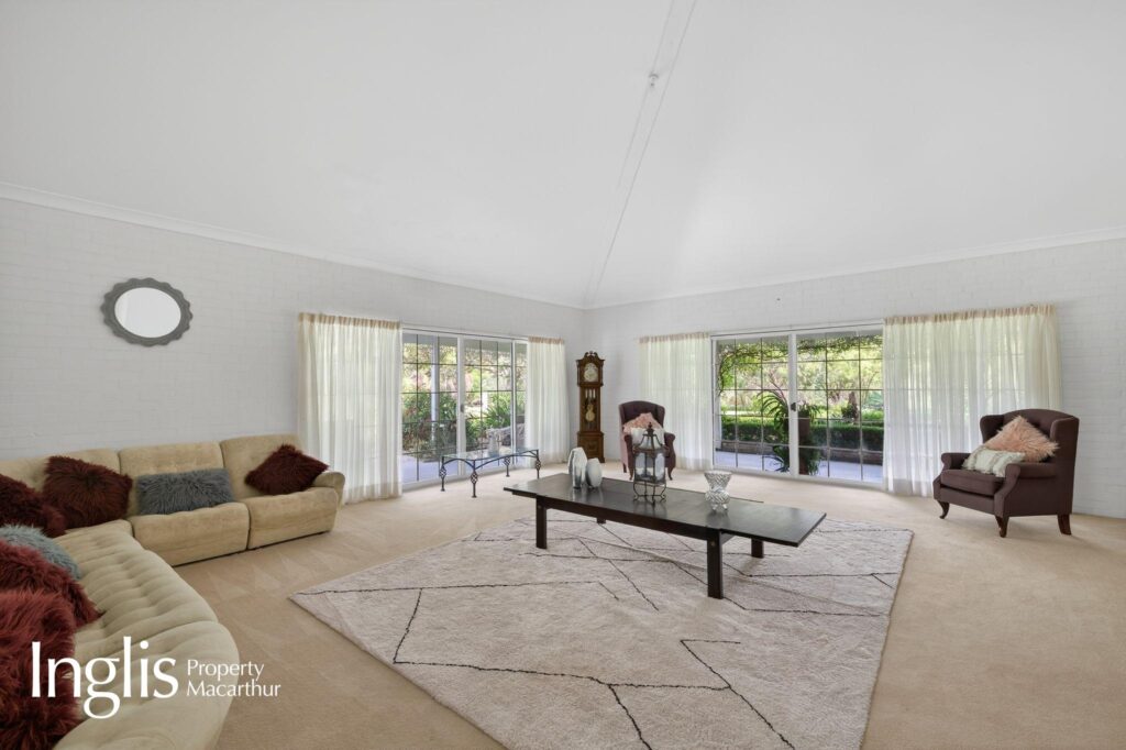 85 Cheviot Drive, COBBITTY, NSW 2570