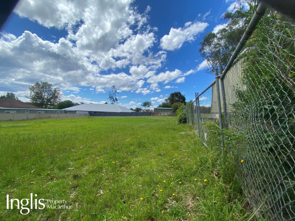23 Burragorang Street, THE OAKS, NSW 2570