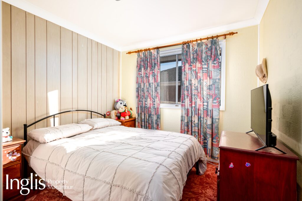 42 Guise Road, BRADBURY, NSW 2560