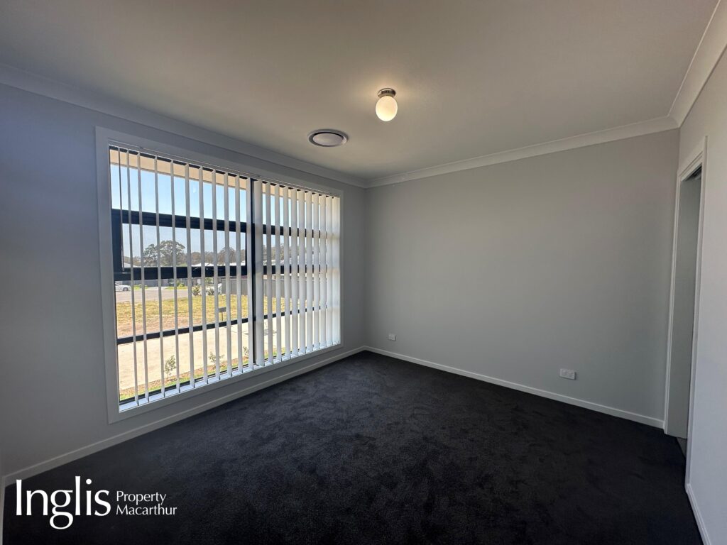 52 Rita Street, THIRLMERE, NSW 2572
