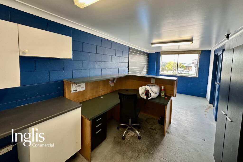 38A John Street, THE OAKS, NSW 2570