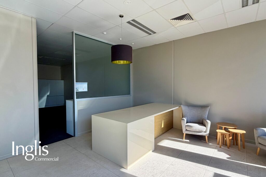 2/6 Somerset Avenue, NARELLAN, NSW 2567