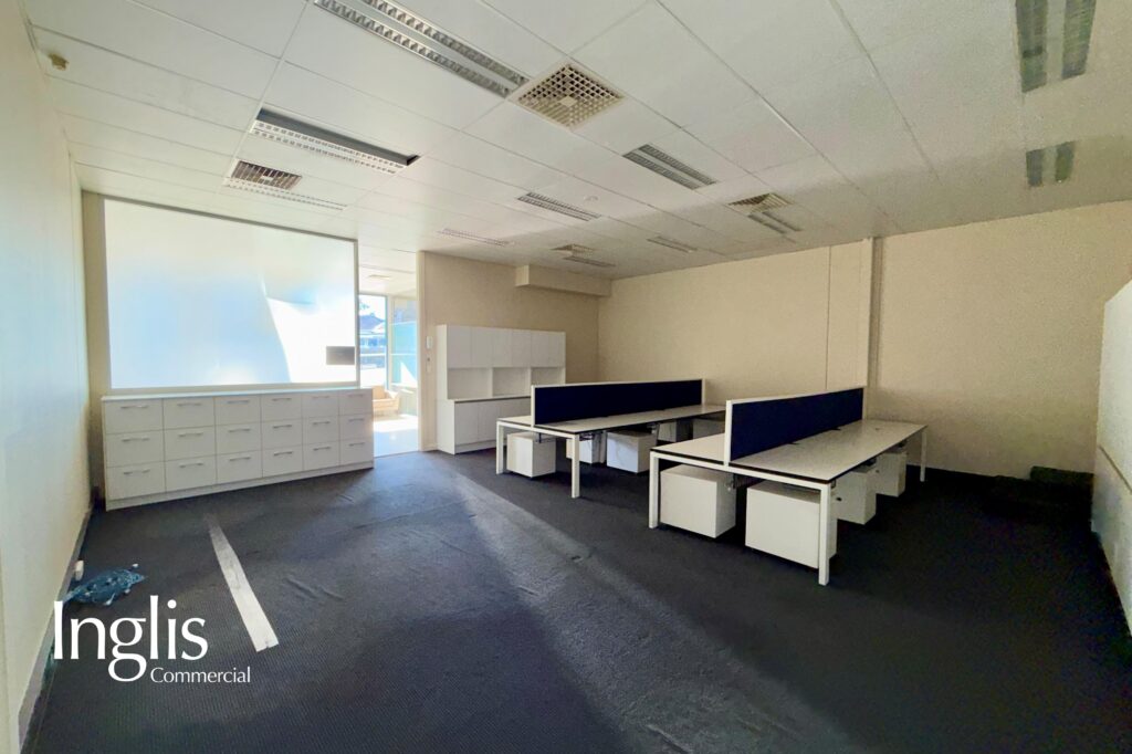 2/6 Somerset Avenue, NARELLAN, NSW 2567