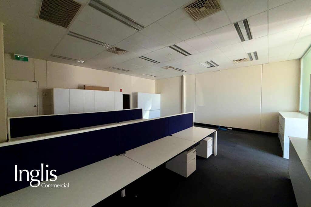2/6 Somerset Avenue, NARELLAN, NSW 2567