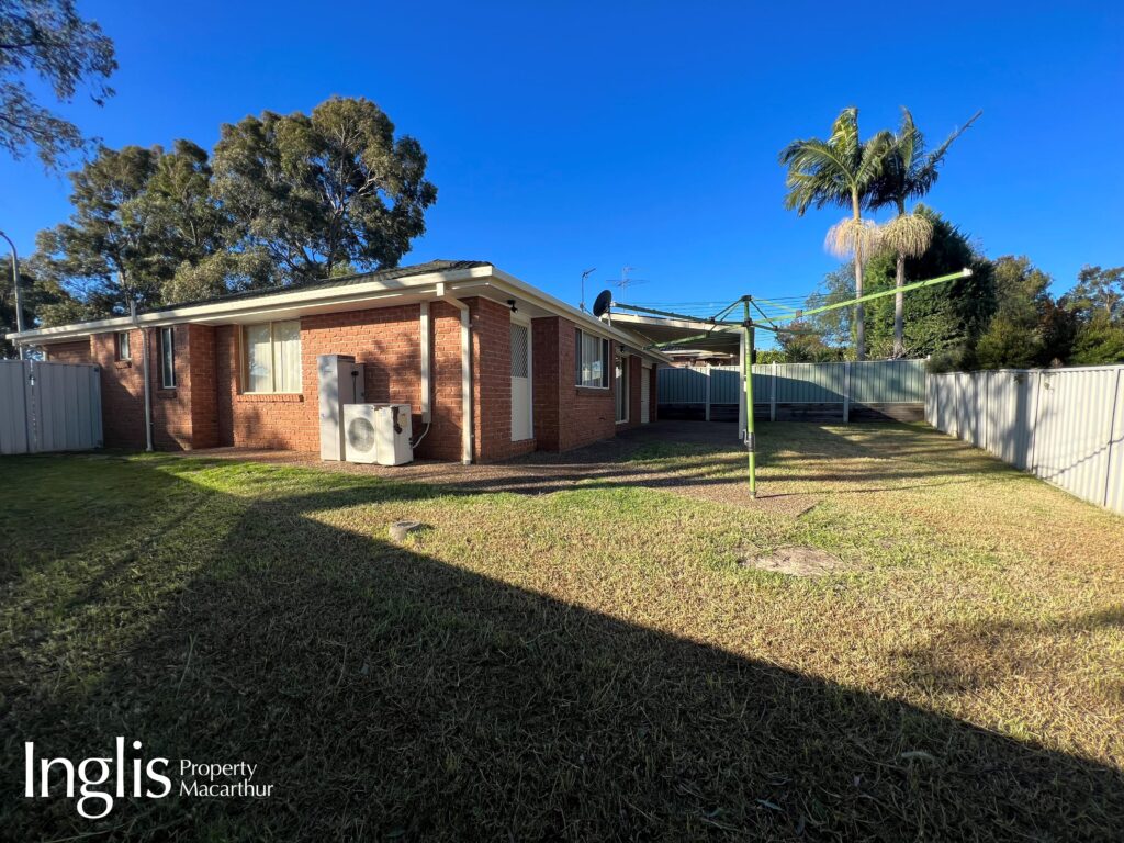 4 Cross Place, MOUNT ANNAN, NSW 2567