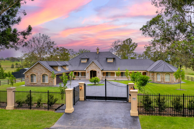 WHERE LUXURY MEETS COUNTRYSIDE CHARM!